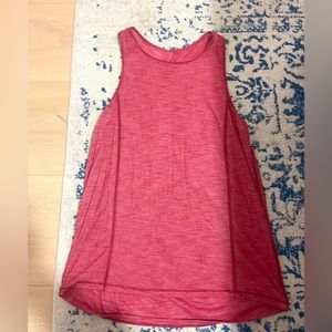 Lululemon tank top